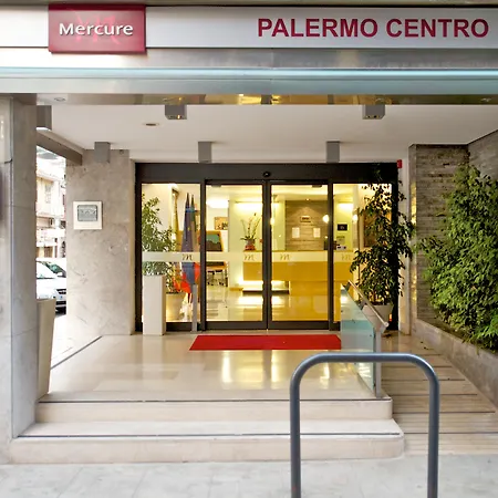 Отель Mercure Centro