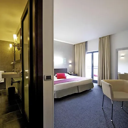 Mercure Centro Hotel 4*