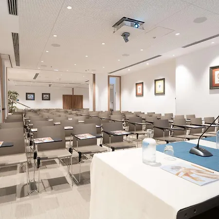 Hotel Mercure Centro 4*