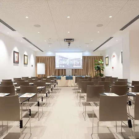 Mercure Centro Hotel 4*