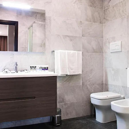 Отель Mercure Centro 4*