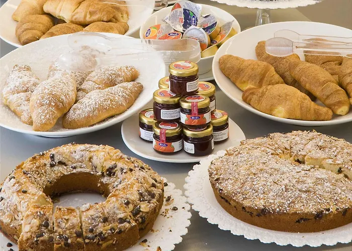 巴勒莫中心美居酒店 4*