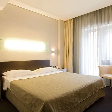 Mercure Centro 4*