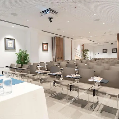 Mercure Centro 4* باليرمو