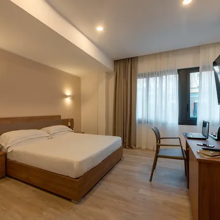 Hotel Mercure Centro 4*