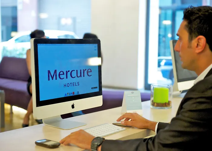 Отель Mercure Centro 4*